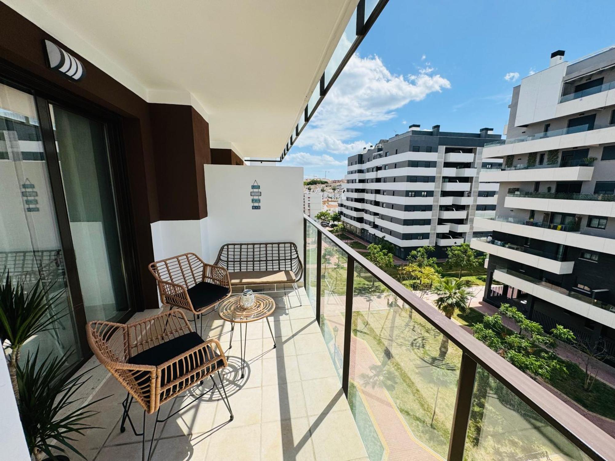 Parking Privado! Sol Y Mar Tu Hogar En La Costa Διαμέρισμα Εστεπόνα Εξωτερικό φωτογραφία